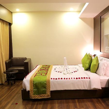 Ethnotel, Kolkata Airport Exteriör bild