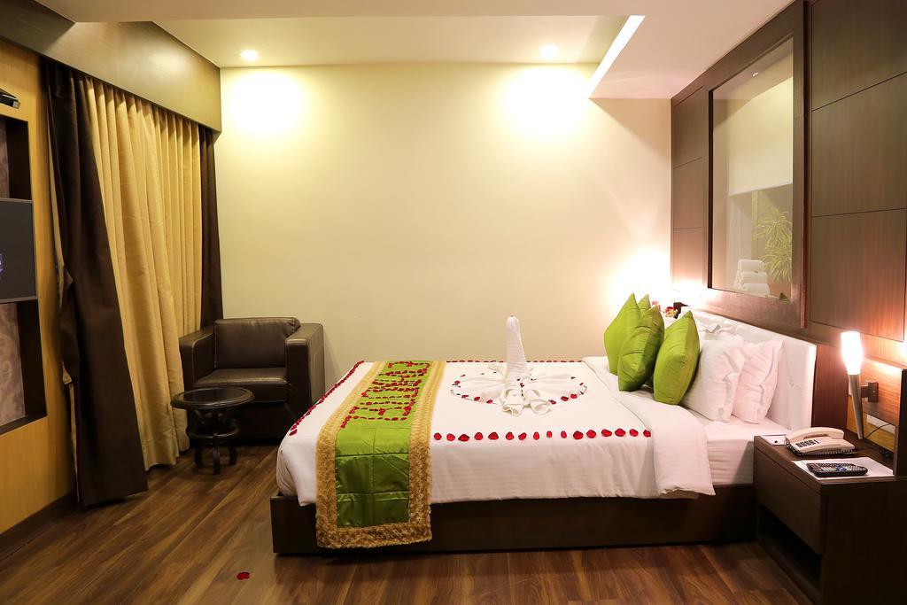 Ethnotel, Kolkata Airport Exteriör bild